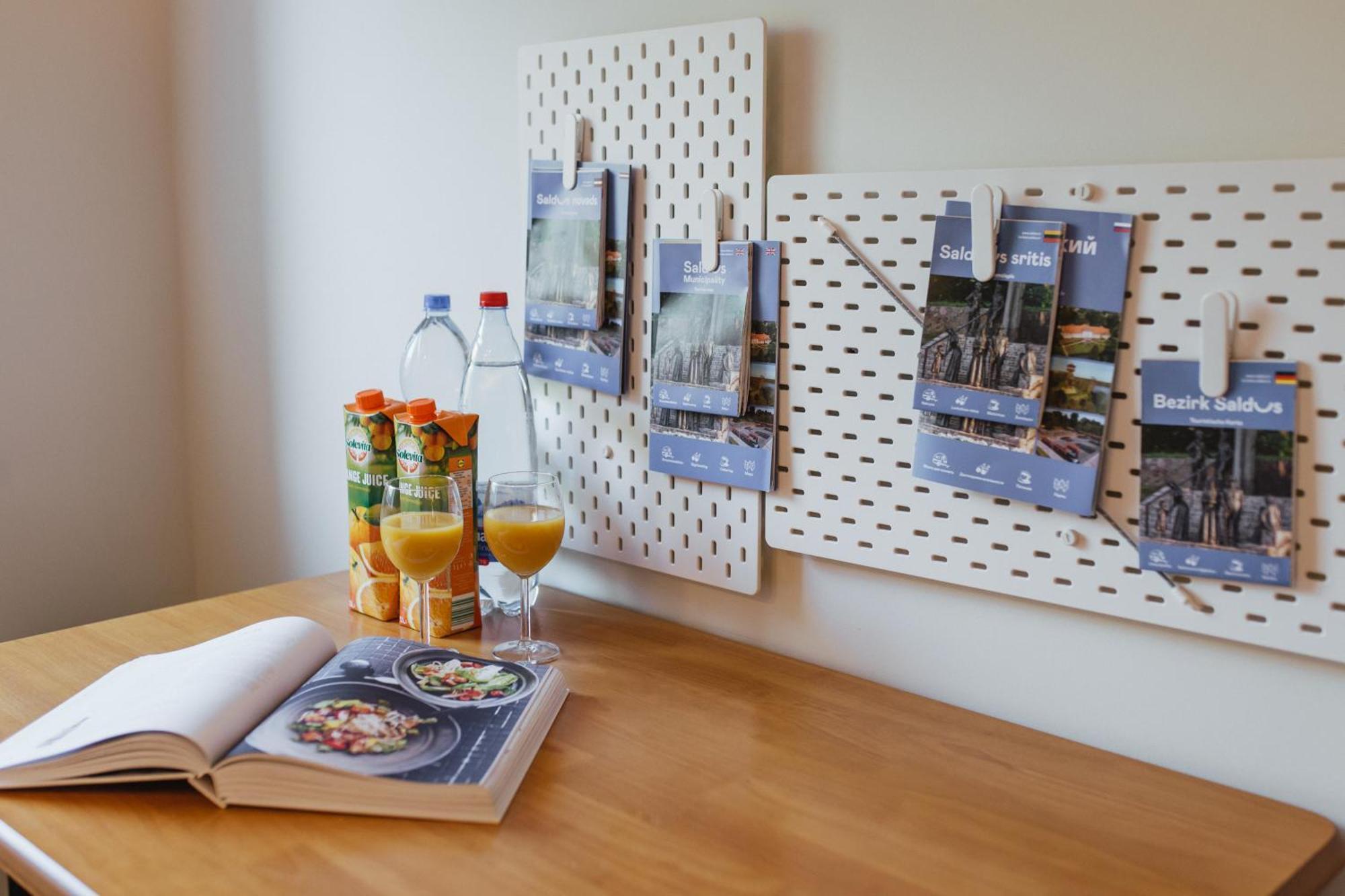 Rozenstein Design Apartment Броцены Экстерьер фото